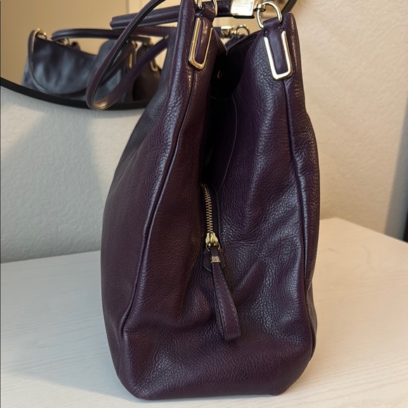 Coach Plum colored pebbled leather Madison Phoebe shoulder bag
Coach H1376-24621 - Picture 4 of 13